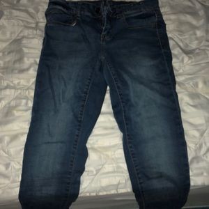 SO blue jeans with no rips